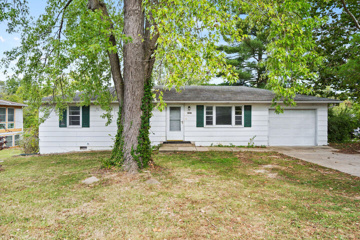 Property Photo:  4303 Rice Rd  MO 65202 
