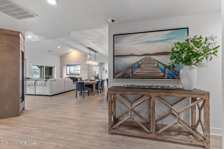 Property Photo:  4549 S Arrow Point Dr #303  ID 83833 