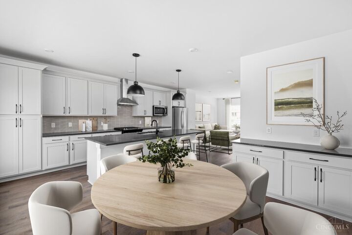 Property Photo:  1608 Desales Lane  OH 45206