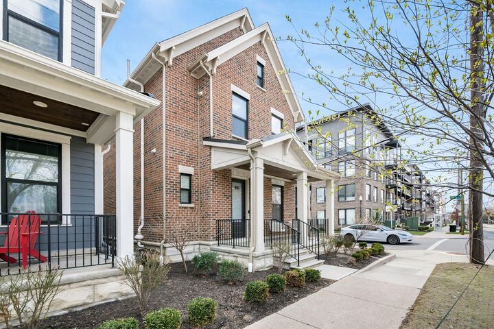 Property Photo:  491 W 5th Avenue  OH 43201 