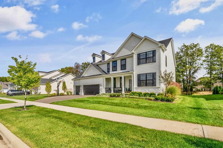 Property Photo: 8160 Smiths Circle OH 43065
