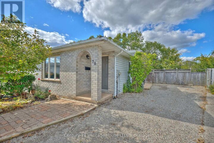 Property Photo:  70 Dodds Court  ON L2A 5Z2