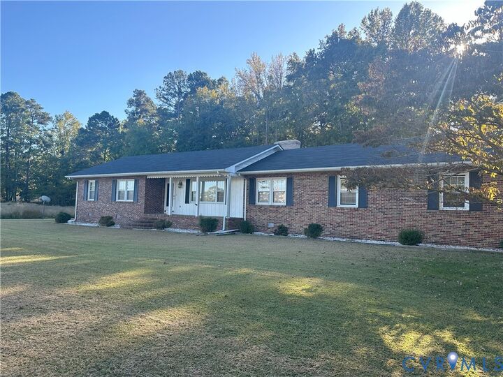 Property Photo: 262 Goulders Creek Road VA 23110
