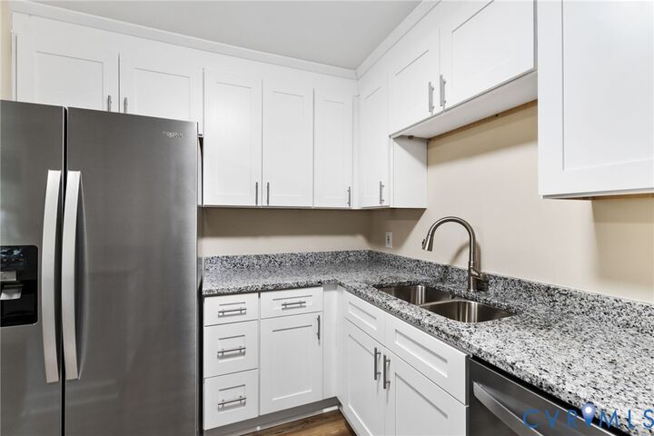 Property Photo: 9100 Gayton Road VA 23229