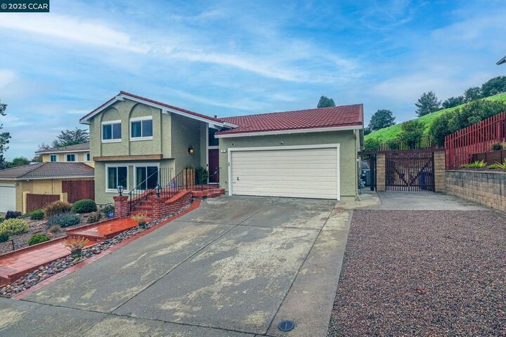 Property Photo: 705 Devils Drop Ct CA 94803