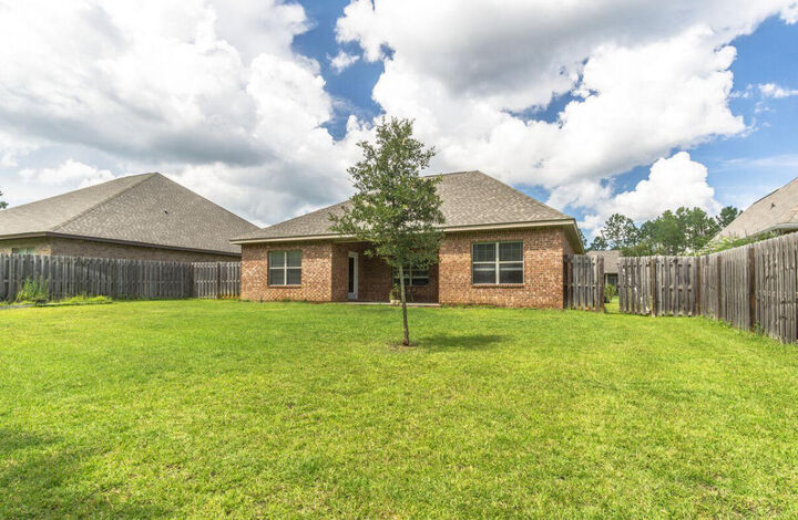 Property Photo: 32 Sonata Street FL 32439