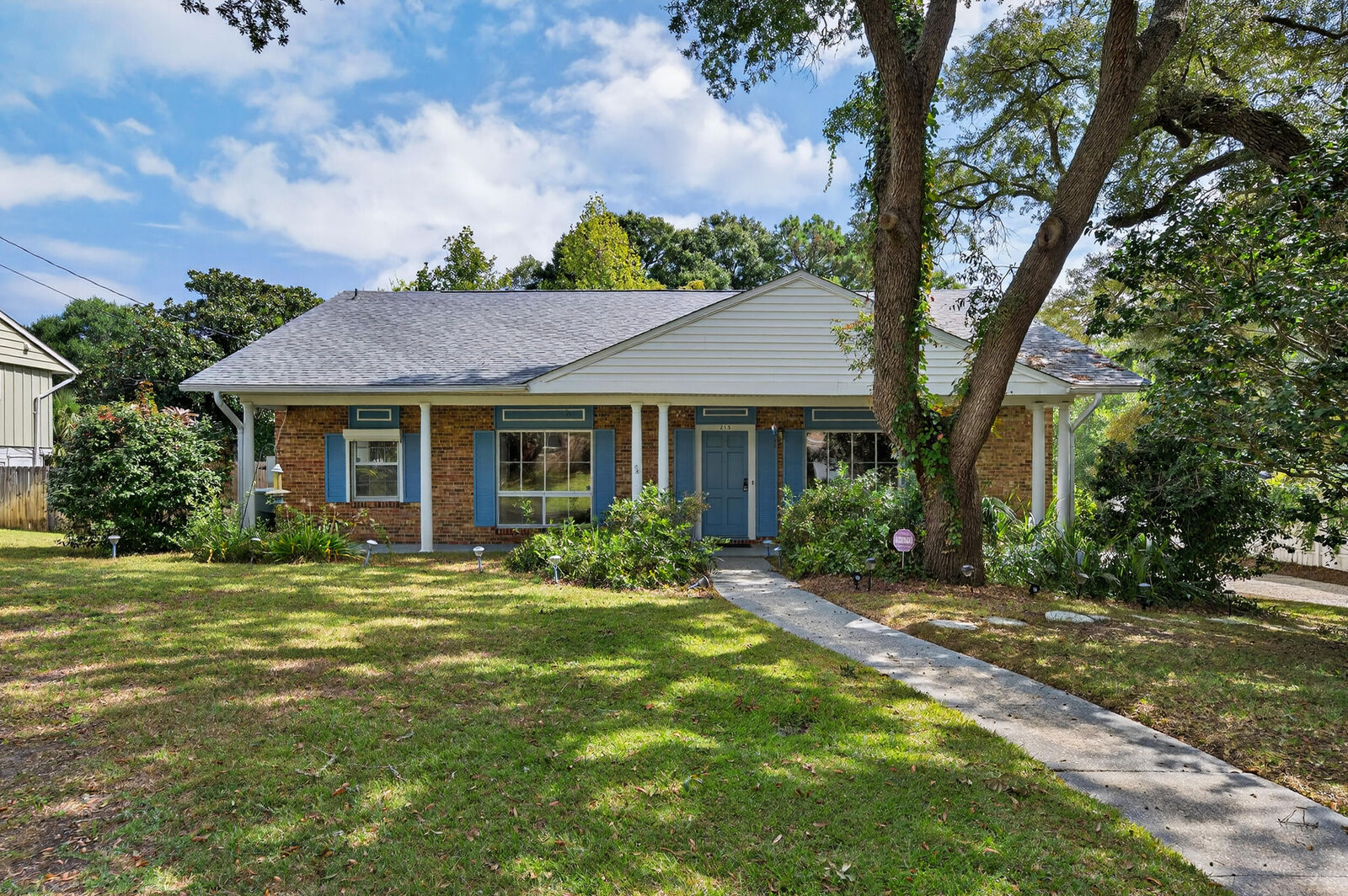 Property Photo: 215 NW Fliva Avenue FL 32548