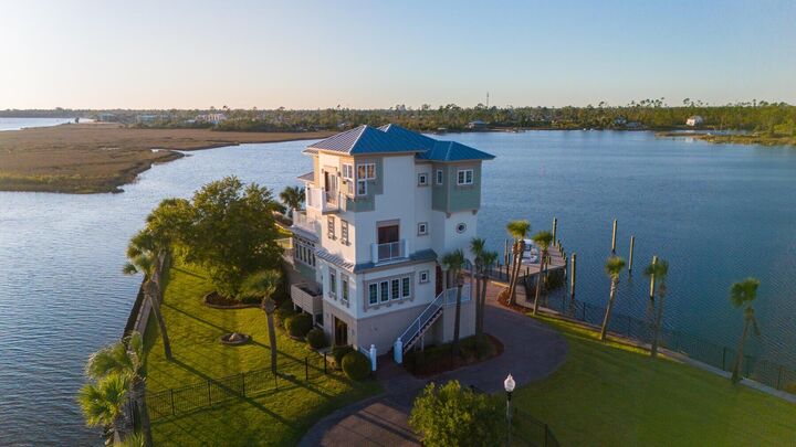 Property Photo: 6701 Yacht Club Drive FL 32404