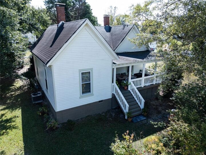Property Photo: 2 N Broad Street N GA 30014