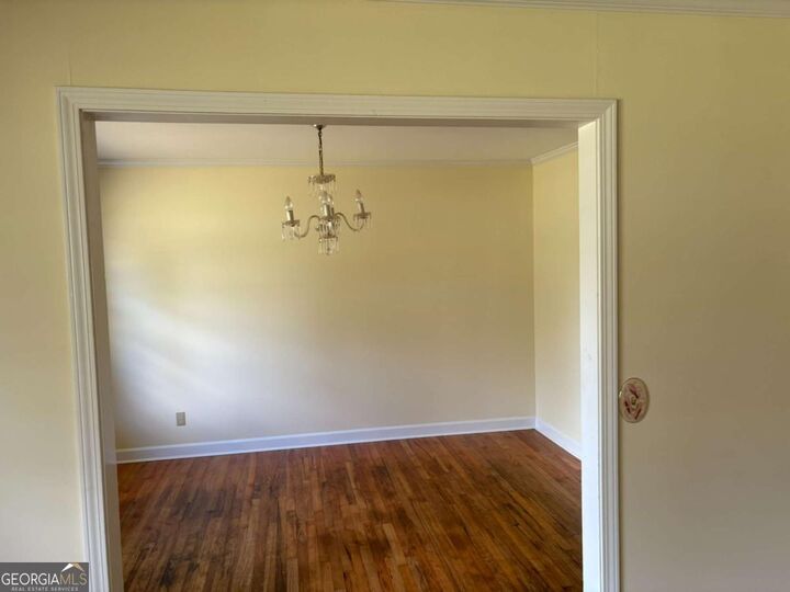 Property Photo:  180 4th Street S  GA 30628 