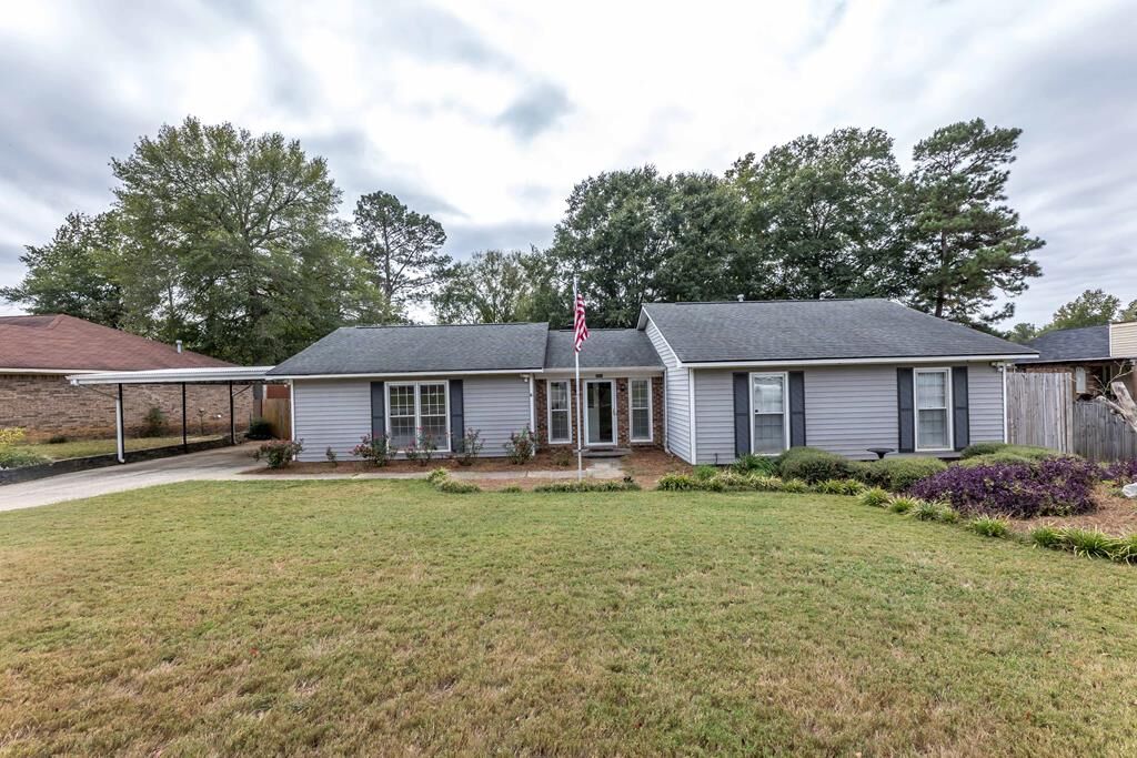 Property Photo: 5908 Whitehaven Drive GA 31909
