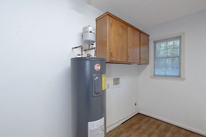 Property Photo:  1122 Lee Road 0279  AL 36874 