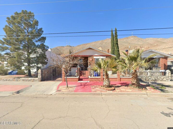 1605 Dakota Street  El Paso TX 79930 photo