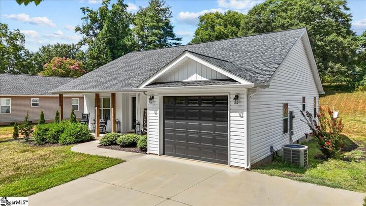 Property Photo:  204 N Randolph Avenue  SC 29356 