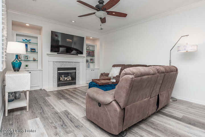 Property Photo:  5139 Withorn Square  KY 40241 