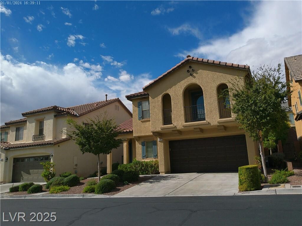 Property Photo: 7051 Oakwood Pines Court NV 89166