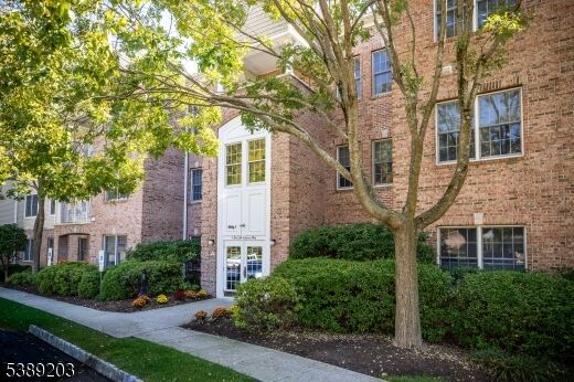 Property Photo:  11 Zachary Way  NJ 07856 