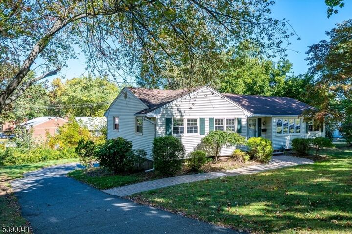Property Photo: 3 Queen St NJ 07054