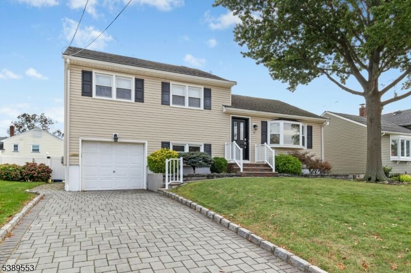 Property Photo:  17 Garside Place  NJ 07066 