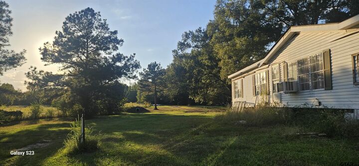 Property Photo: 8477 S Fm 14 TX 75765
