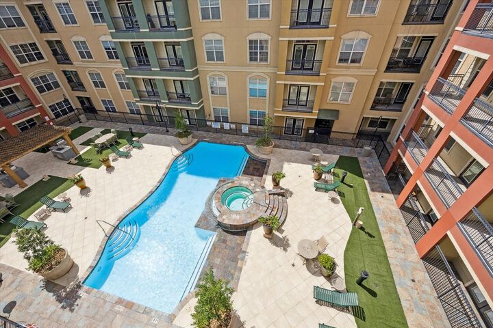 Property Photo:  1711 Old Spanish Trail 440  TX 77054 