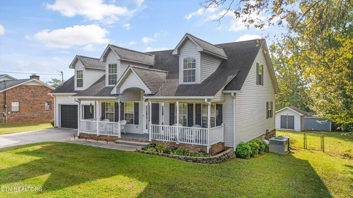 Property Photo: 925 Crestview Circle TN 37772