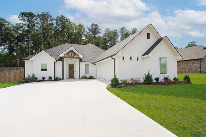 313 Saddle Brook Drive  Hallsville TX 75650 photo