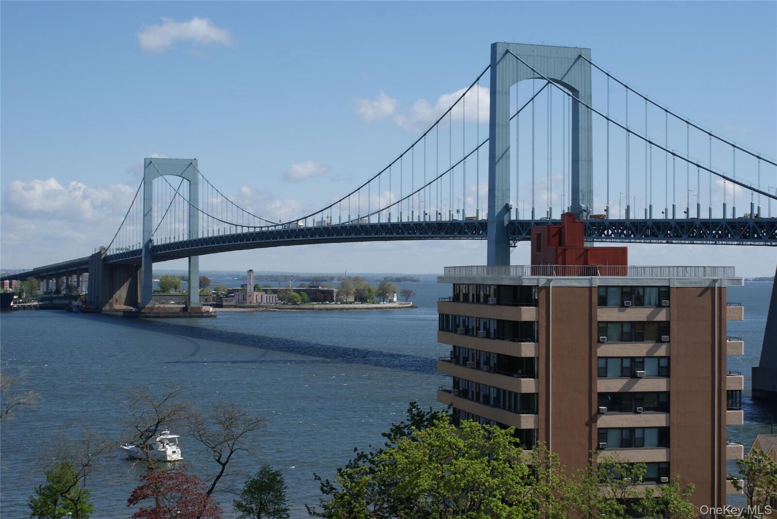 Property Photo: 166-41 Powells Cove Boulevard 4C NY 11357
