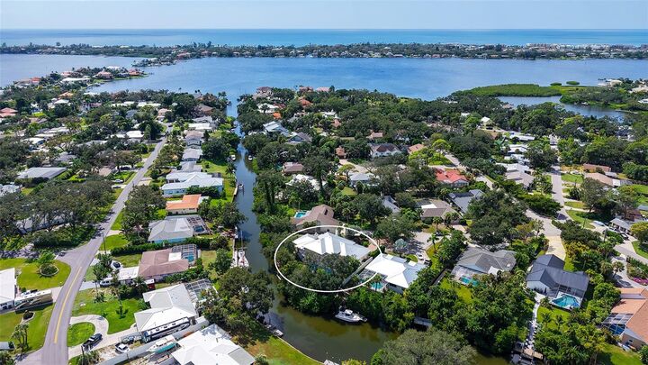 1887 Buccaneer Circle  Sarasota FL 34231 photo