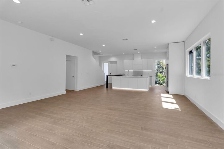 Property Photo: 2516 Browning Street FL 34237