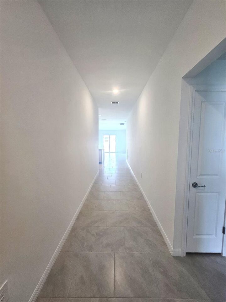 Property Photo: 106 Leisure Place FL 33947