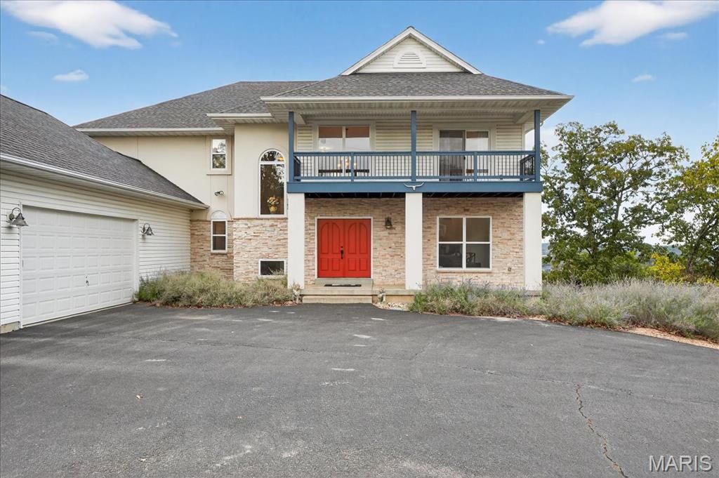 Property Photo: 28 Thornhill Drive MO 63025