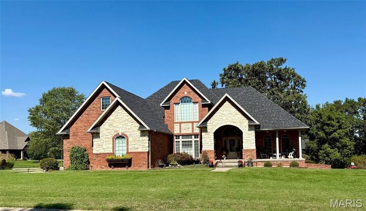 Property Photo:  2528 Copperwood Drive  MO 65536