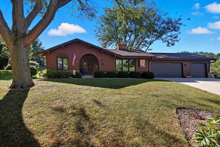 2907 Cone View Ln  Waukesha WI 53188 photo