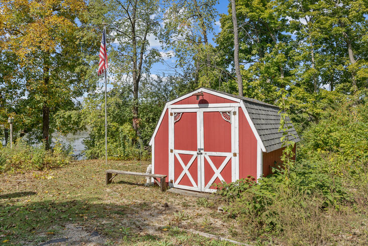 707 Quinn Road  McHenry IL 60051 photo