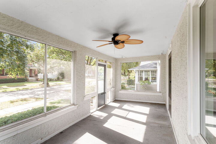 Property Photo: 212 Elm Court IL 60048