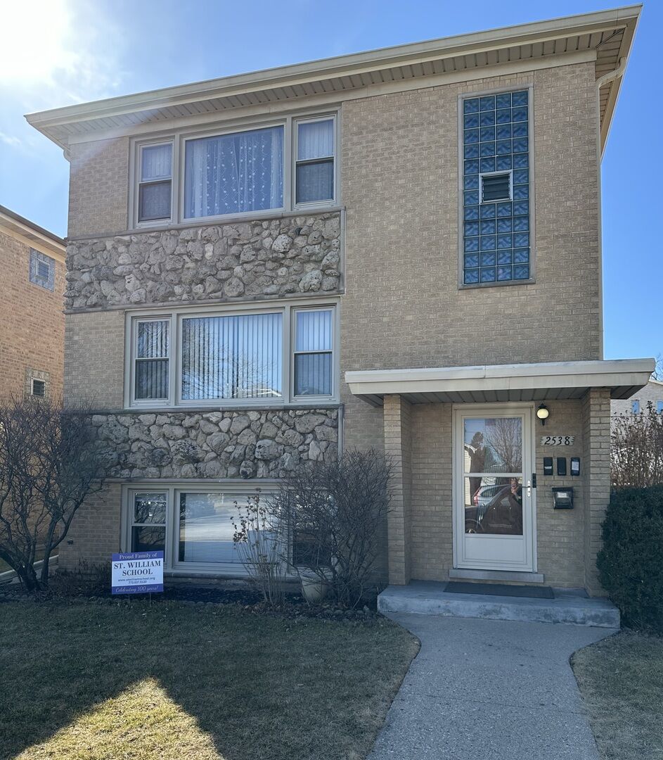 Property Photo:  2538 N 75th Avenue 2  IL 60707 