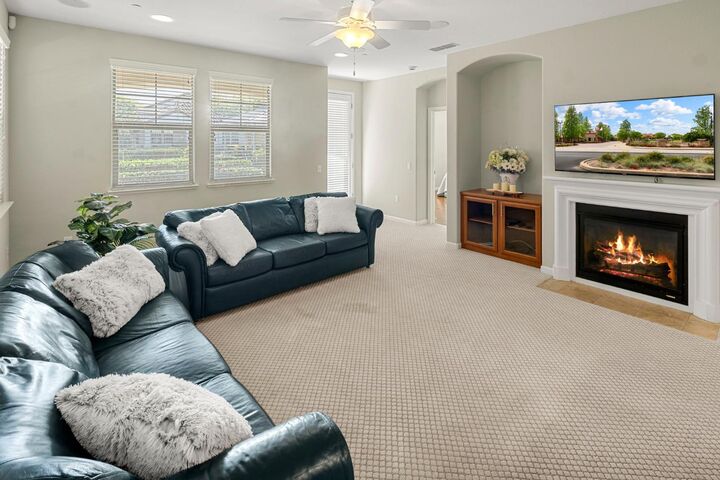 Property Photo: 1017 Volonne Drive CA 95747