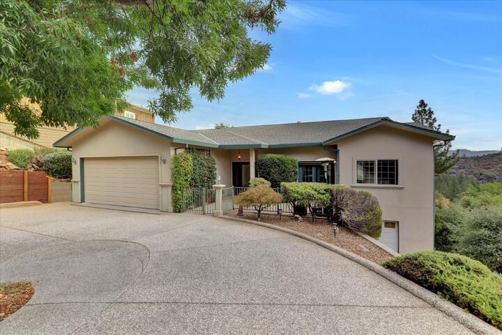 Property Photo: 20058 Echo Blue Drive CA 95946