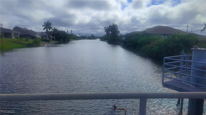 1 NE 19th Terrace  Cape Coral FL 33909 photo
