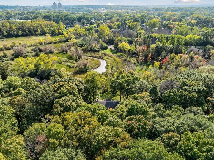 Property Photo:  100 Black Oaks Lane N  MN 55391 