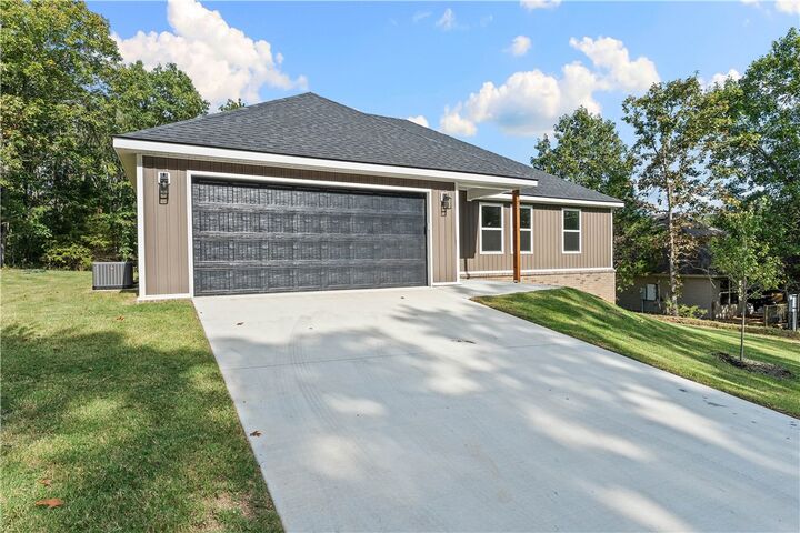 Property Photo: 53 Belgravia Drive AR 72715