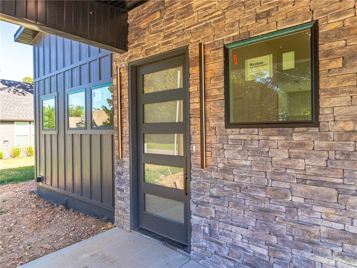 Property Photo: 2 Scotch Broom Place AR 72715