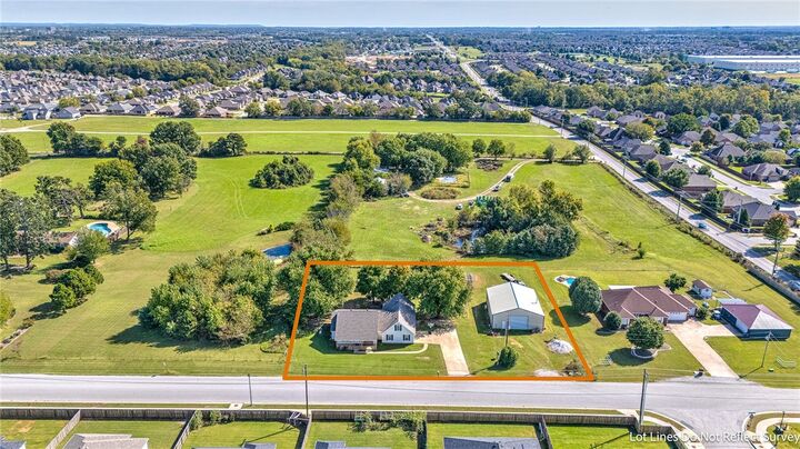 Property Photo: 3601 N Rainbow Farm Road AR 72713