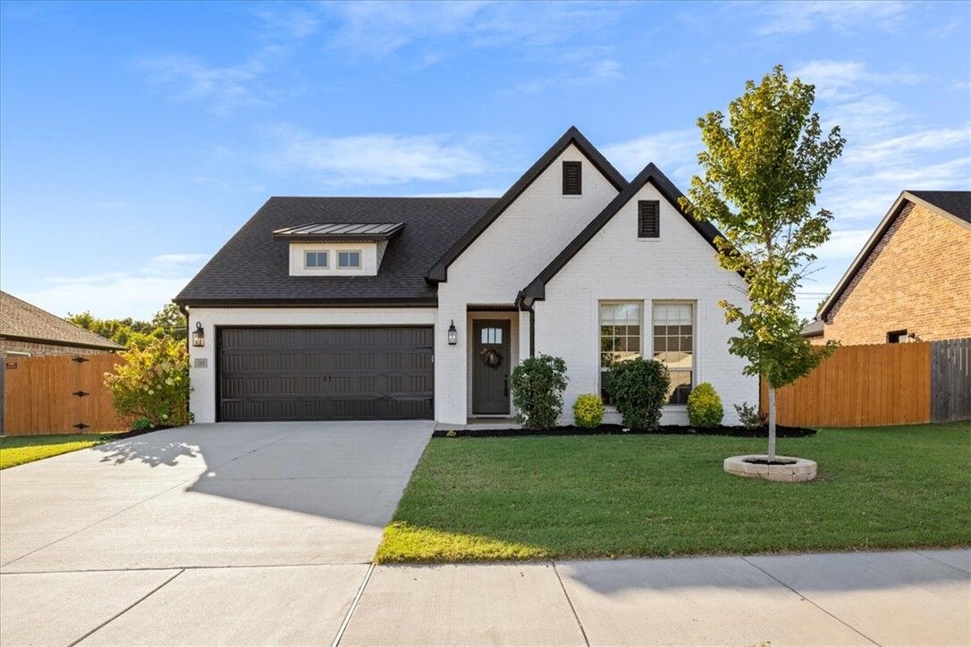 Property Photo:  705 Cannon Cove  AR 72718 