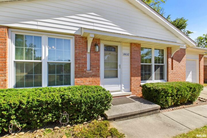 4416 N Carola Court  Peoria IL 61614 photo