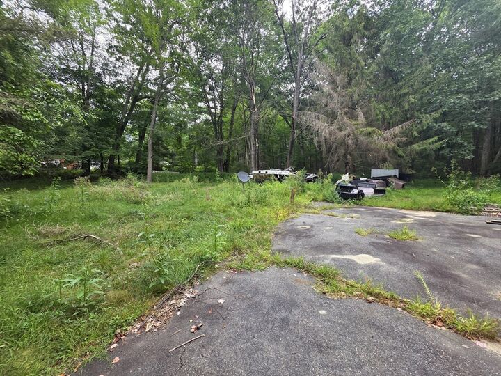 Property Photo: 207 Breckenridge St MA 01069