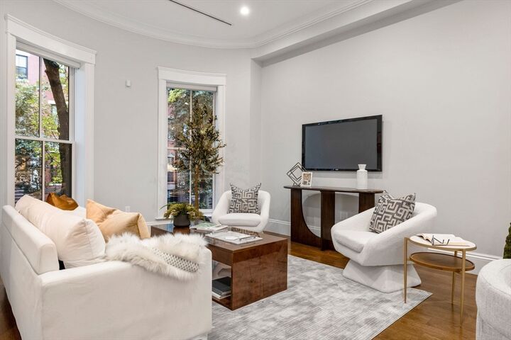 Property Photo: 82 Worcester St 2 MA 02118