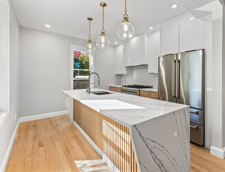 Property Photo:  100 Prospect St 1  MA 02139 