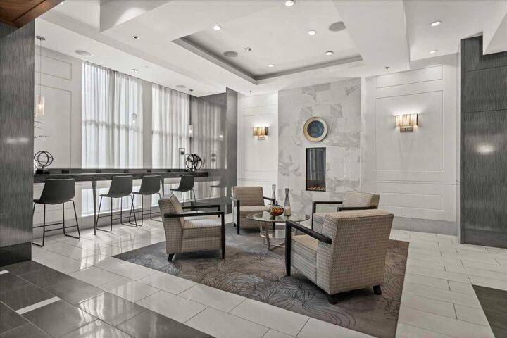 Property Photo: 930 6 Avenue SW 3101 AB T2P 1J5